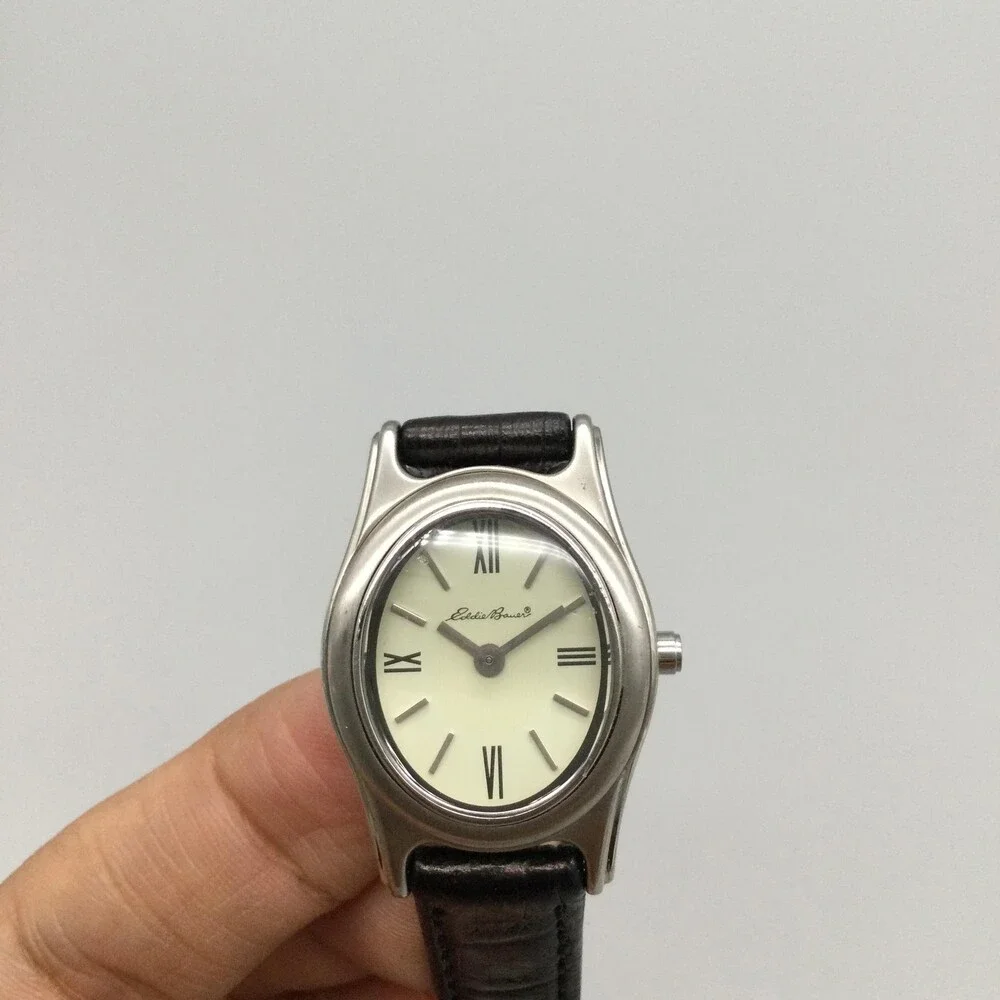 Vintage Eddie Bauer Womens Watch 22mm Oval Dial Brown Leather New Battery